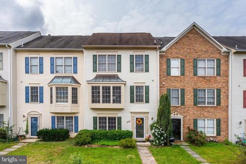 5518 Sully Lake Dr, CENTREVILLE, VA, 20120-2916 | Card Image