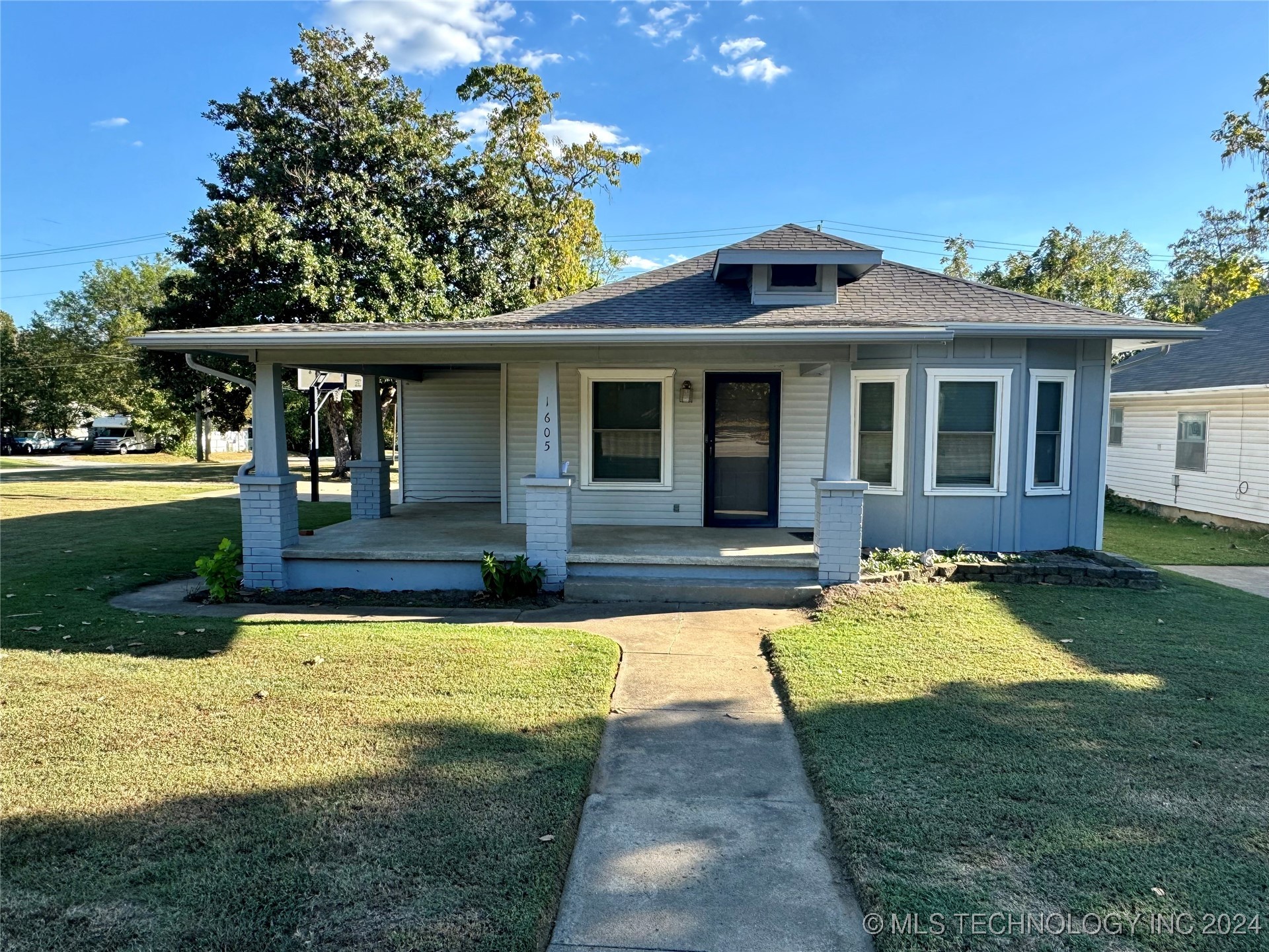 Main St, Collinsville, OK 74021