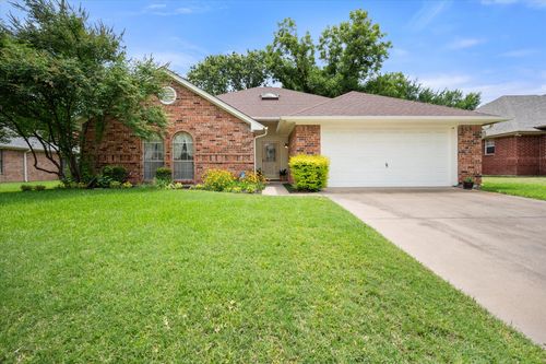 5703 Roundup Trl, Arlington, TX, 76017-3023 | Card Image