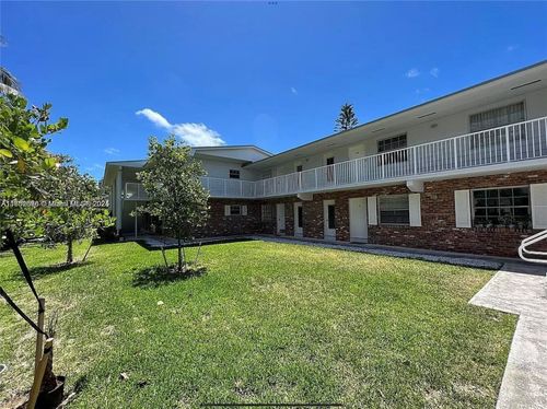 apt-2-100 Sunrise Dr, Key Biscayne, FL, 33149-2140 | Card Image