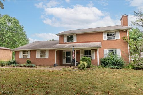 815 44th St Ne, Canton, OH, 44714-1269 | Card Image