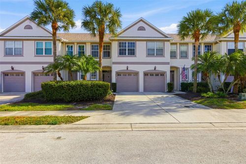 541 Black Lion Dr Ne, St Petersburg, FL, 33716-3473 | Card Image