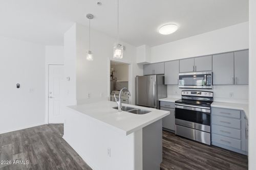 2009-5302 E Van Buren St, Phoenix, AZ, 85008-7965 | Card Image