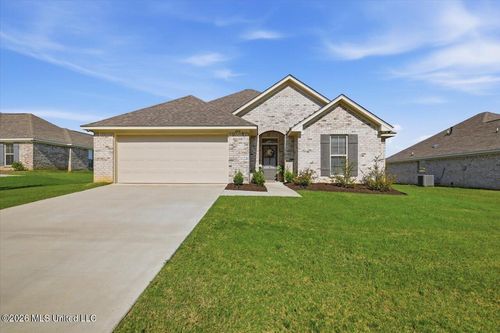 244 Hemingway Cir, Canton, MS, 39046-1107 | Card Image