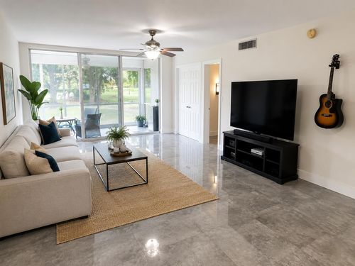 109-575 Oaks Ln, Pompano Beach, FL, 33069-3715 | Card Image