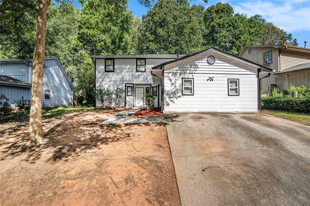 To Lani Farm Rd, Stone Mountain, GA 30083