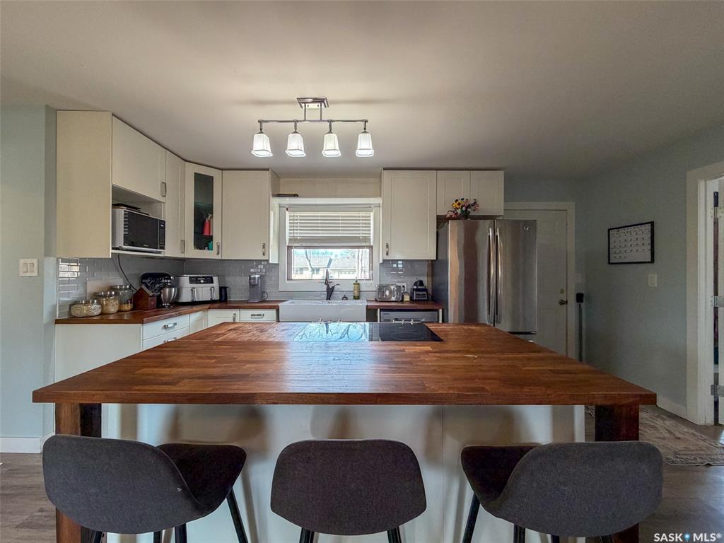 Residential in Eastend 3