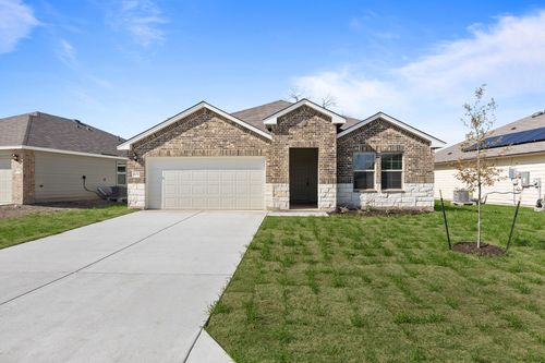 504 Wyatt Way, Jarrell, TX, 76537-5014 | Card Image