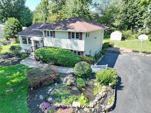 24 Scott Drive, Clarkstown, NY, 10956 | Card Image