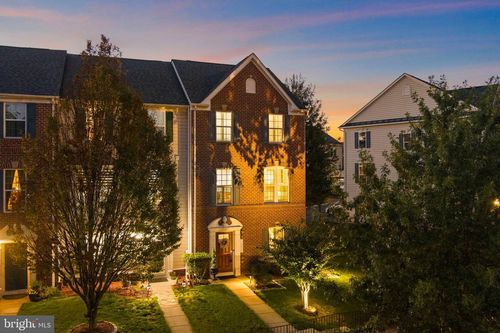 12658 Stone Lined Cir, WOODBRIDGE, VA, 22192-5597 | Card Image