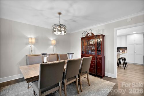 107 Woodlynn Dr, Charlotte, NC, 28214-1325 | Card Image