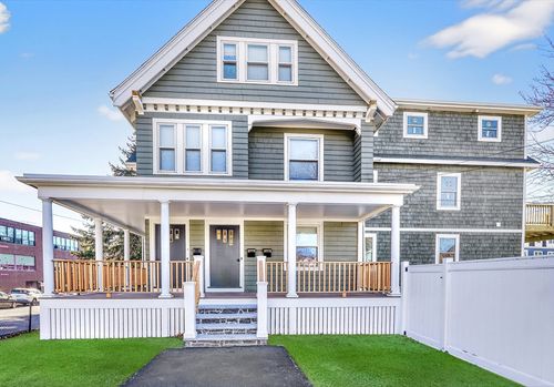 56-56 Franklin St, Melrose, MA, 02176-1819 | Card Image