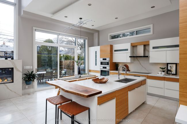 242 Sutherland Dr, House other with 6 bedrooms, 6 bathrooms and 2 parking in East York ON | Image 17