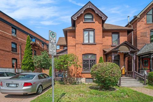 43 Maclaren St, Ottawa, ON, K2P0K3 | Card Image
