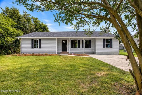 538 Waters Rd, Jacksonville, NC, 28546-9758 | Card Image