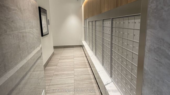 215 - 21 Park St E, Condo with 2 bedrooms, 2 bathrooms and null parking in Mississauga ON | Image 34