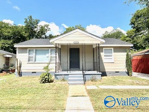 3804 Penny St Sw, Huntsville, AL, 35805-5222 | Card Image