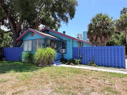 2178 7th St, Sarasota, FL, 34237-4318 | Card Image