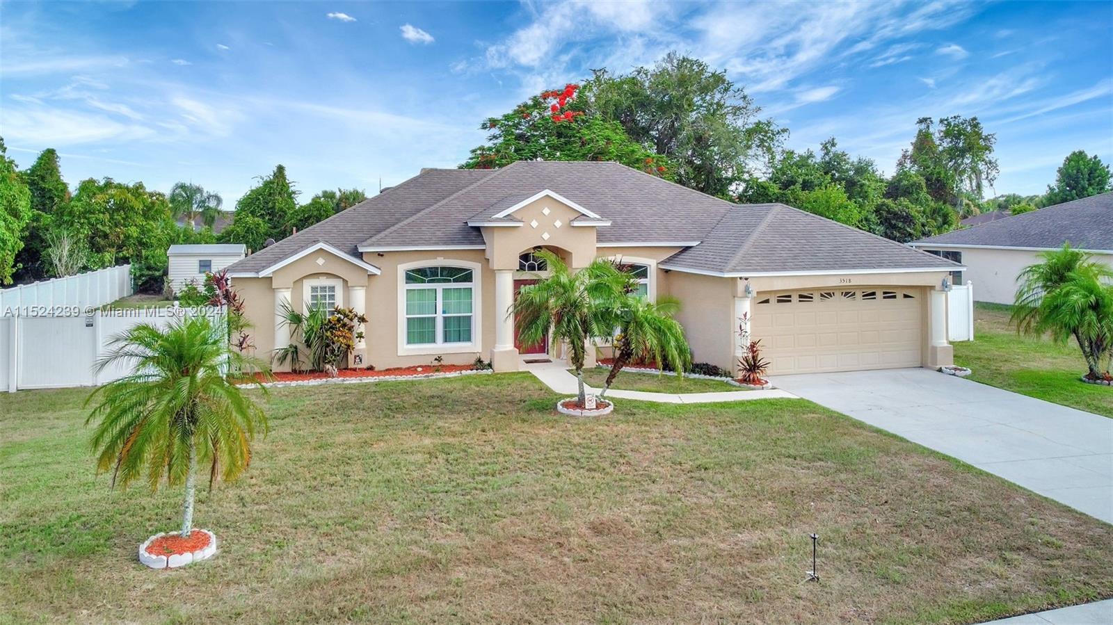 Beau Chene Dr, Kissimmee, FL 34746