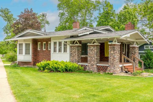 2114 California Street, Cedar Falls, IA, 50613 | Card Image