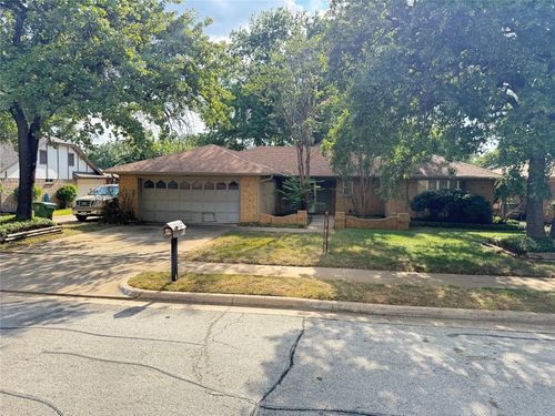 3409 Pecan Cir, Bedford, TX, 76021-2830 | Card Image