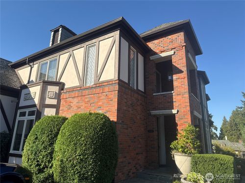 10133 Ne 66th Ln, Kirkland, WA, 98033-6870 | Card Image