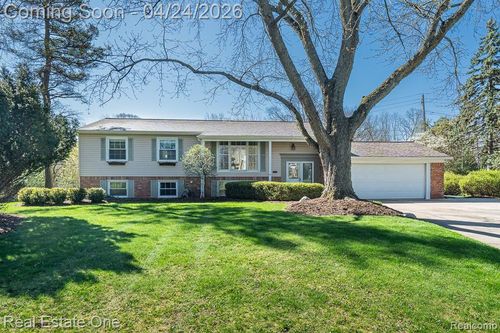 1841 Fair Oak Ct, Rochester Hills, MI, 48309-2501 | Card Image