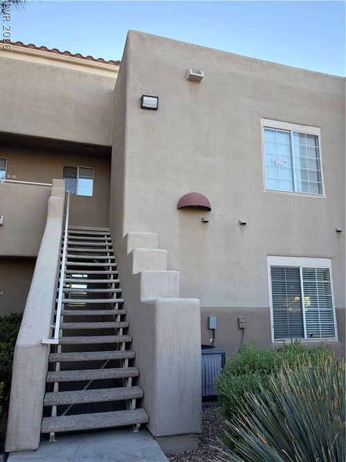 203-1909 High Valley Ct, Las Vegas, NV, 89128-2714 | Card Image