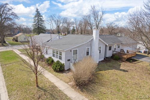 806 State St, Adrian, MI, 49221-3948 | Card Image