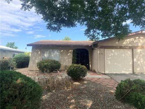 639 Solano Dr, Hemet, CA, 92545-2483 | Card Image