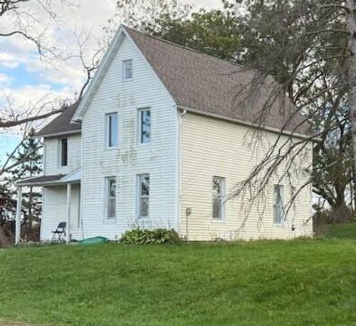 14327 County 1, Caledonia, MN, 55921-2773 | Card Image