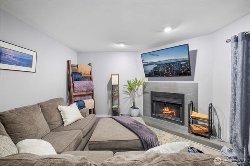 apt-c103-4118 212th St Sw, Mountlake Terrace, WA, 98043-3544 | Card Image