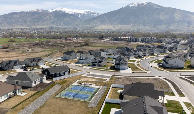 Birds eye view of property featuring a mountain view and a residential view | Image 26