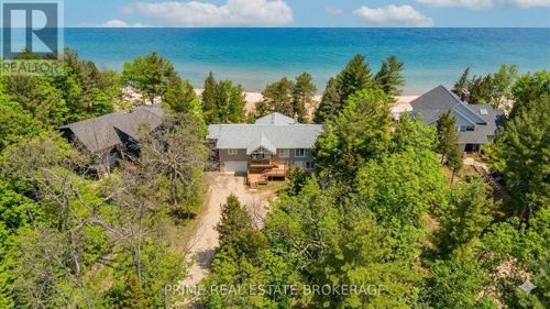 9856 Huron Pl, Grand Bend, ON, N0M1T0 | Card Image