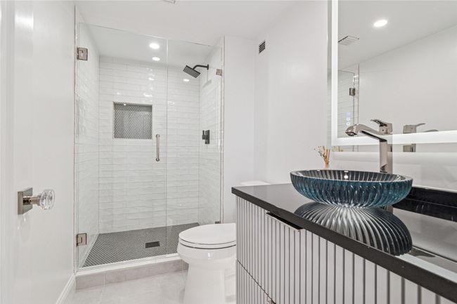 APT-1210 - 5200 Keller Springs Rd, Condo with 2 bedrooms, 3 bathrooms and null parking in Dallas TX | Image 16