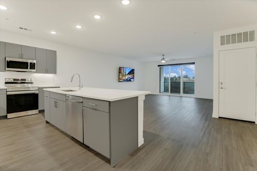 1207-4801 Springdale Rd, Austin, TX, 78723-6169 | Card Image