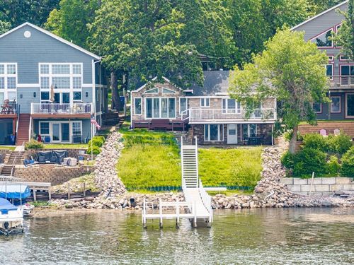 16220 255th Ave, Spirit Lake, IA, 51360-7011 | Card Image