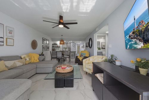 104-9823 S Hollybrook Lake Drive, Pembroke Pines, FL, 33025 | Card Image