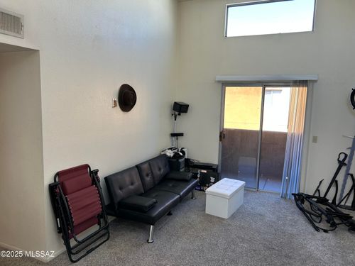 apt-726-1810 E Blacklidge Dr, Tucson, AZ, 85719-2700 | Card Image