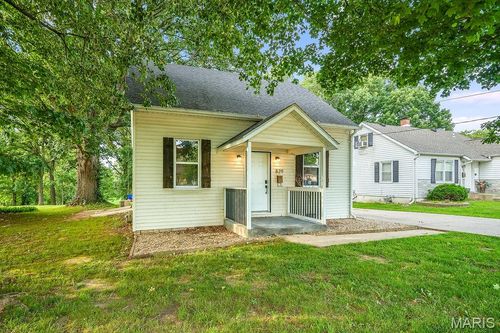 829 W Bottom Avenue, Columbia, IL, 62236 | Card Image