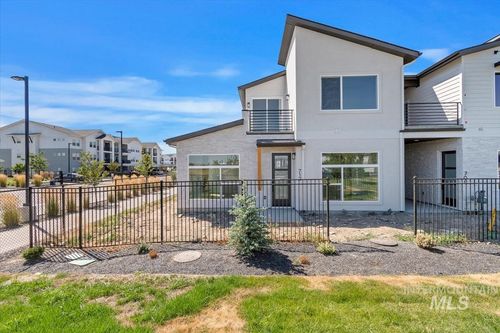 712 S Calhoun Ln, Star, ID, 83669-1165 | Card Image