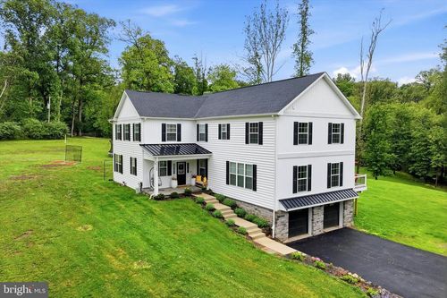 120 Ivy Mills Rd, GLEN MILLS, PA, 19342-1467 | Card Image