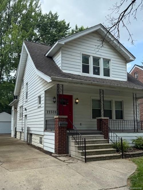 22509 Gregory St, Dearborn, MI, 48124-2761 | Card Image