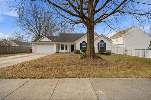 612 Oak Grove Rd, Chesapeake, VA, 23320-1701 | Card Image