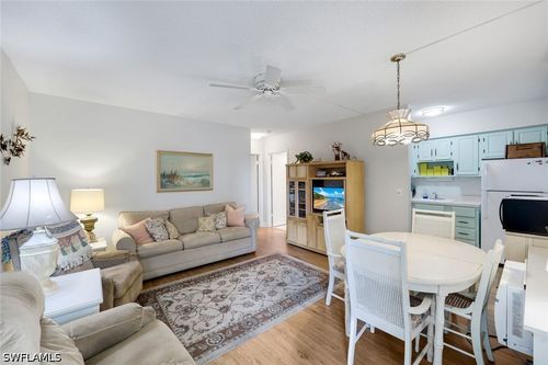 e4-130 N Collier Blvd, MARCO ISLAND, FL, 34145-3204 | Card Image
