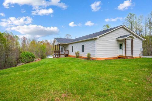 239 Little Farm Rd, AMHERST, VA, 24521-4601 | Card Image