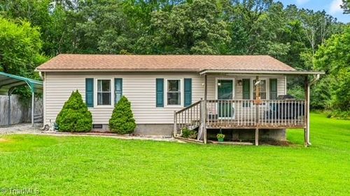 288 Sunset Ln, Thomasville, NC, 27360-0212 | Card Image