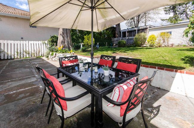 234 W 23 Rd Street, House other with 4 bedrooms, 2 bathrooms and 2 parking in North Vancouver BC | Image 1