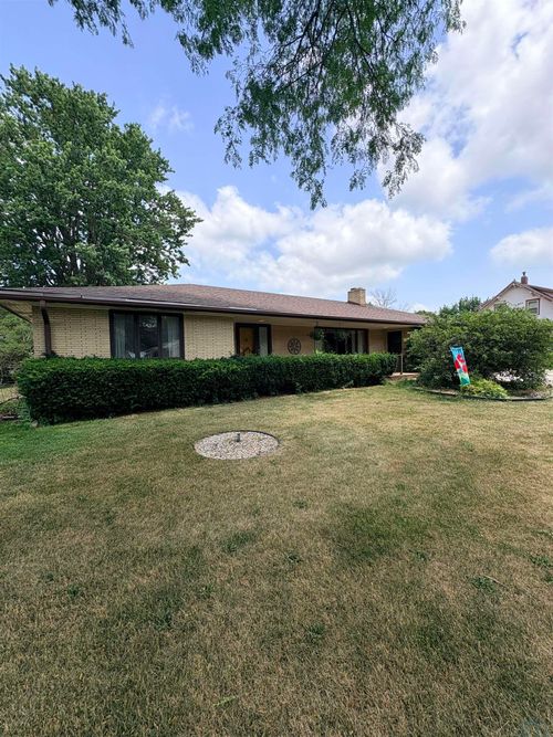 1401 W 5th St, Storm Lake, IA, 50588-3007 | Card Image