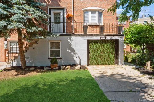 1321 Gillespie Avenue, New York, NY, 10461 | Card Image